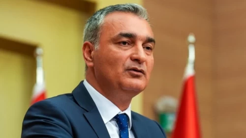12 ilin başkanı değişti