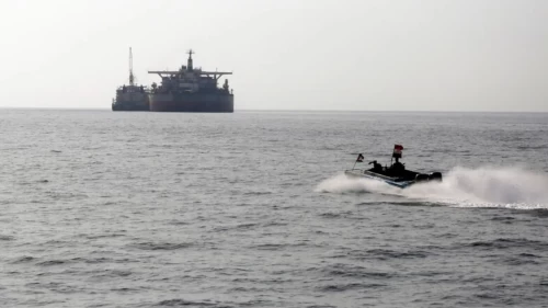 Yemen açıklarında ticari gemiye gizemli saldırı