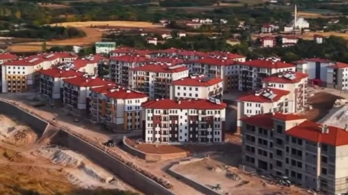 Elazığ'da 14 bin 894 afet konutu ve iş yeri inşa edildi