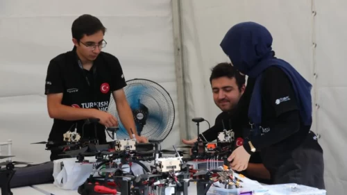 Siirt’te TEKNOFEST Savaşan İHA Yarışması başladı