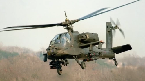 Texas'ta askeri helikopter tarlaya düştü