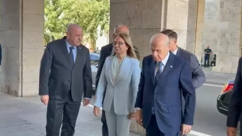 MHP Lideri Devlet Bahçeli, ‘Çerçeve Yasa’ görüşmeleri için TBMM Genel Kurulu’nda