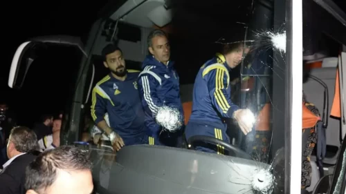 Fenerbahçe otobüsüne saldırı soruşturmasında 1 tutuklama, 3 adli kontrol kararı