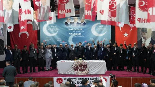 MHP Kayseri’de kongre coşkusu! 9 başkan güven tazeledi