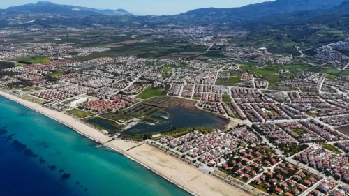 Kuşadası’nın tek lagünü Kocagöl alarm veriyor