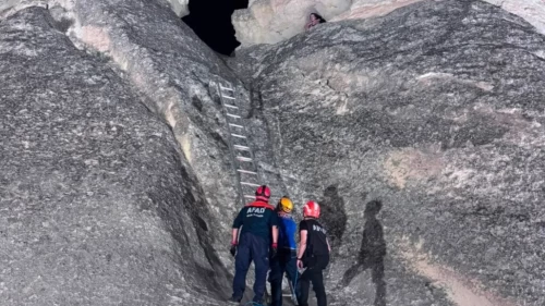Kapadokya'da fotoğraf sevdası peribacasında son buldu