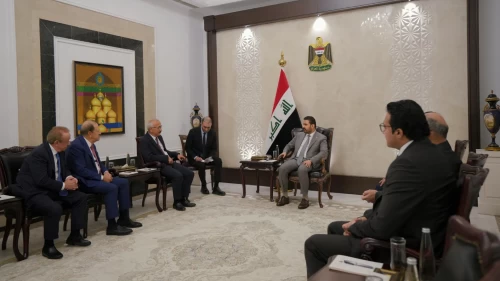 Irak Başbakanı Zeydi'den Türk şirketlerine yatırım çağrısı