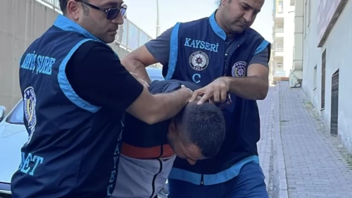 Kayseri'de tartıştığı kişiyi bıçaklayarak öldüren zanlı tutuklandı