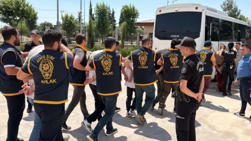 Banka dolandırıcıları tutuklandı!