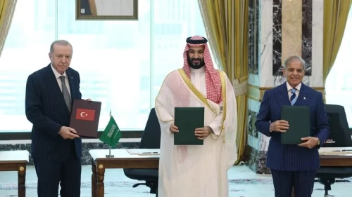 Türkiye, Pakistan ve Suudi Arabistan İstanbul'da buluşuyor!