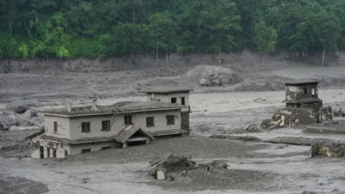 Nepal'de sel felaketi: Can kaybı 95'e yükseldi