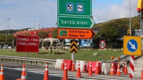 Anadolu Otoyolu’nun İstanbul istikametinde ulaşım kontrollü sağlanıyor