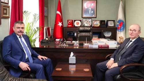 Mustafa Çiftçi, Türk İdareciler Derneği’ni ziyaret etti