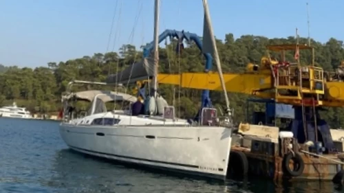 Fethiye açıklarında yelkenlide 35 düzensiz göçmen yakalandı
