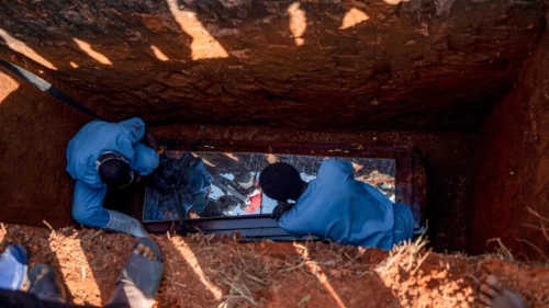 Tedavisi olmayan Ebola varyantı yayılıyor