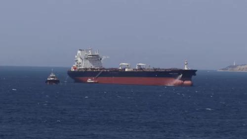 Çanakkale Boğazı'nda 251 metrelik tankerde dümen arızası