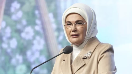 Emine Erdoğan Kiev'de dayanışma ruhuna dikkat çekti