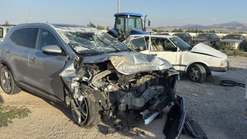 SON DAKİKA | Afyonkarahisar’da trafik kazası