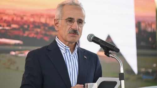 Bakan Uraloğlu, Kayseri'de Ali İhsan Alçı Bulvarı'nı açtı: Ankara-Kayseri arası 1 saat 45 dakikaya düşecek
