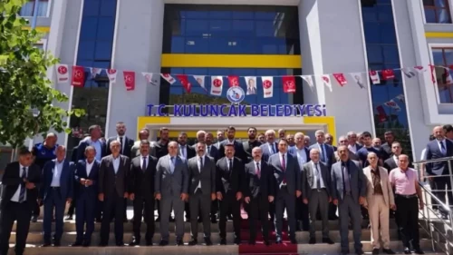 MHP Kuluncak'ta güven tazeledi!