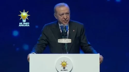 Cumhurbaşkanı Erdoğan'dan AK Parti'nin 25. kuruluş yıl dönümünde birlik ve gurur mesajı: MHP Genel Başkanı Devlet Bahçeli'ye selam gönderiyorum