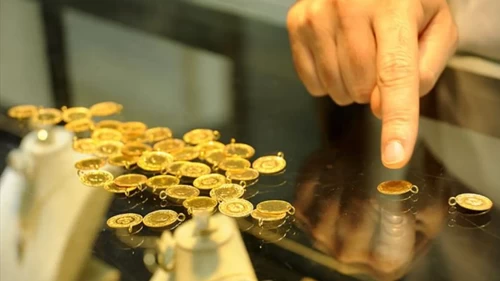 Altın fiyatlarında ibre yeniden yukarı döndü! Gram ve çeyrek altın ne kadar?