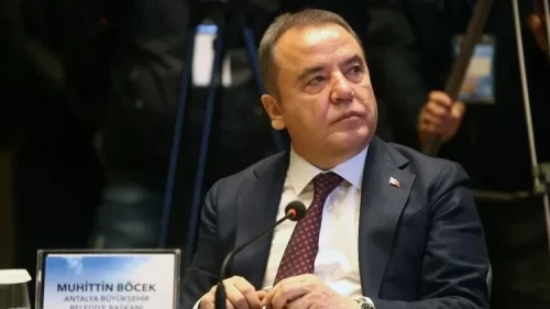 Muhittin Böcek'ten çarpıcı ifade: “Ekrem İmamoğlu adaylık için 15 milyon Euro istedi''