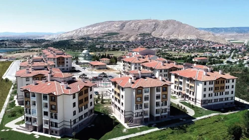 TOKİ Hatay evleri ne zaman 2026 teslim edilecek? Hatay Antakya TOKİ evleri nereye yapılacak?