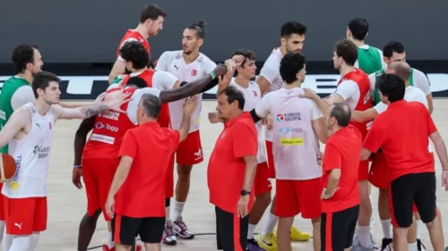 12 Dev Adam Almanya'da sahne alıyor