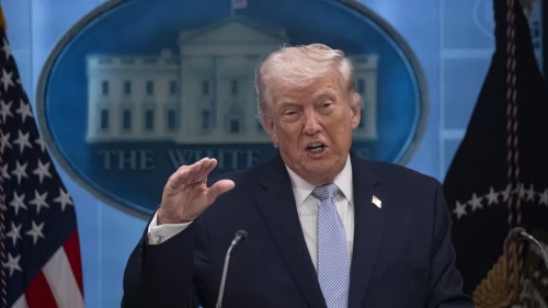Trump: 'İran askerlerinin maaşını bile ödeyemiyor'
