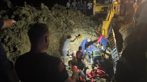 Bartın'da su kuyusu kazısında göçük!