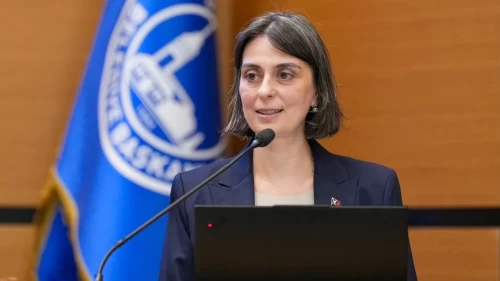 Üsküdar Belediye Başkanı Sinem Dedetaş görevden uzaklaştırıldı!