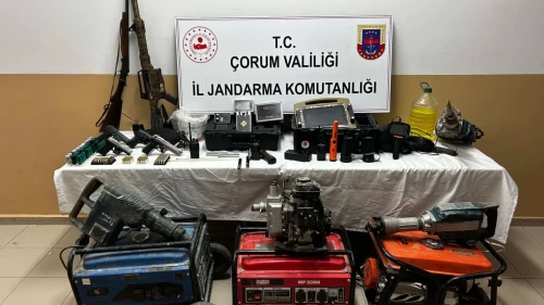 Çorum'da define operasyonu: İzinsiz kazı yapan 5 şüpheli tutuklandı