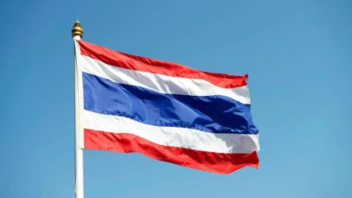 Bangkok yakınlarında okulda silahlı saldırı!