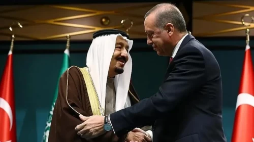 Kral Selman'dan tarihi hamleye övgü
