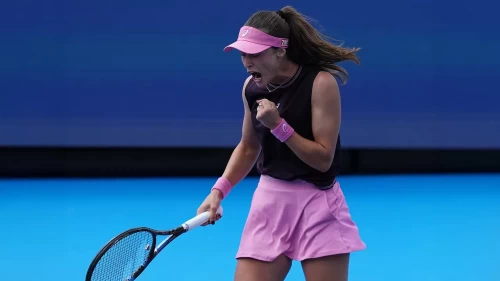 Zeynep Sönmez, Cincinnati'de tur atladı