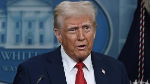 Trump ve Katar Emiri'nden diplomasi trafiği