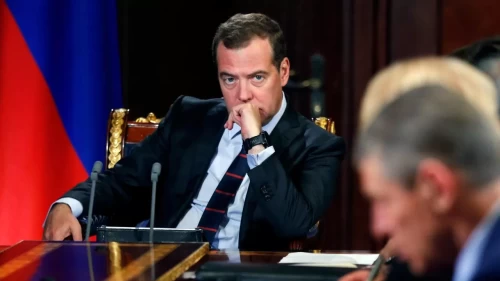 Medvedev'den Avrupa'ya sert mesaj!