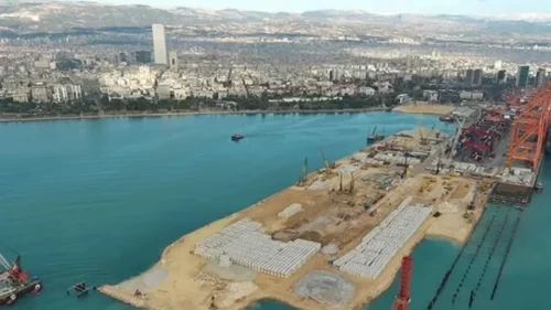 Mersin Limanı'nda kırmızı alarm! Çok sayıda ambulans sevk edildi