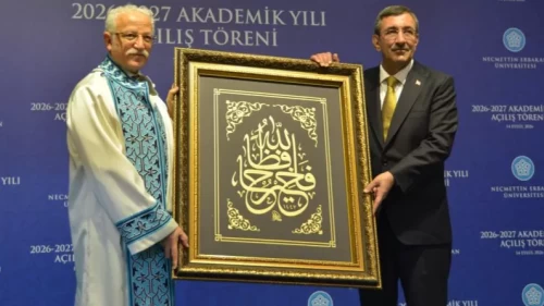 Cumhurbaşkanı Yardımcısı Yılmaz Konya’da konuştu: “Sosyal medya bizi toplumdan koparıyor”