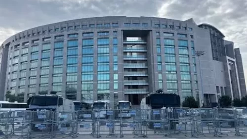 İki ilde “Ailem Güvende” operasyonu! Zenne Arif gözaltında, hesaplara erişim engeli getirildi