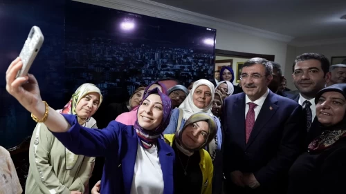 Cevdet Yılmaz: 'Türkiye ateş çemberinin ortasında istikrarla yoluna devam ediyor'