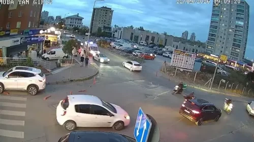Başakşehir’de ambulansa yol vermeyen sürücüye ceza yağdı! Ehliyetine 90 gün el konuldu