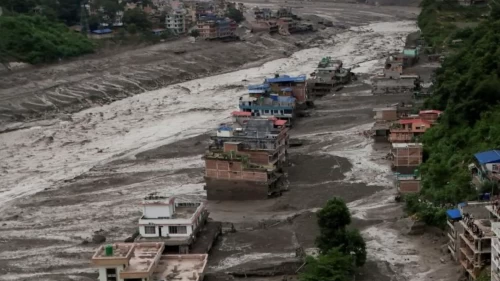 Nepal'deki felakette bilanço ağırlaşıyor