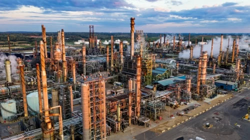 6 ülke dev petrol şirketlerinin rekor karlarına karşı "ek kar vergisi" için harekete geçti!