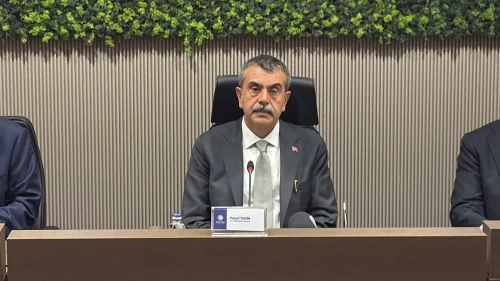 Bakan Tekin'den mesleki eğitim açıklaması: Eksiklik gördüğümüz iş yeriyle protokolü kesiyoruz