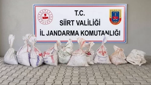 Siirt’te 300 kilo fıstık çalan şüphelileri çuvaldaki yazı ele verdi