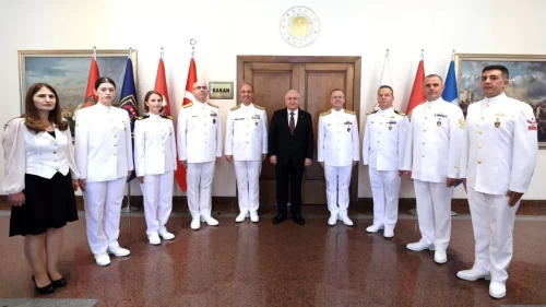 Bakan Yaşar Güler, Deniz Kuvvetleri Komutanı Tatlıoğlu’nu kabul etti