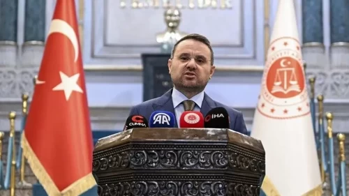 Bakan Gürlek duyurdu: Aile ve çocukları hedef alan yapılanmalara operasyon gerçekleştirildi!