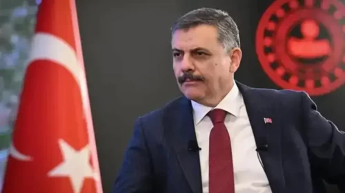 Bakan Çiftçi’den gençlere dikkat çeken mesaj: Gözlerindeki ışık, Türkiye’nin geleceğinin teminatı
